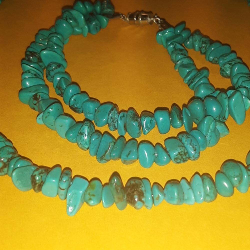 Turquoise Stone Set - Picture 2 of 2
